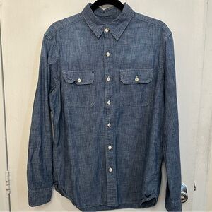 American Eagle Men’s Denim Button Down Shirt